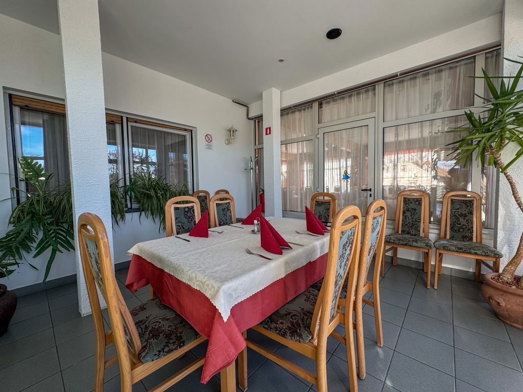 11-1mp3xg3lr-4032x3024688267445bbb4__68f1e9544d914