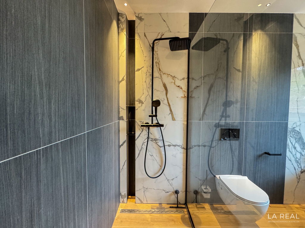 11nocoql3d-4032x3024__695b82e0c28c4