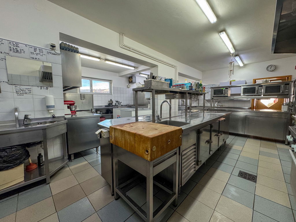 14bev3ftlm-4032x302468826749b41fc__68f1e958c6b50