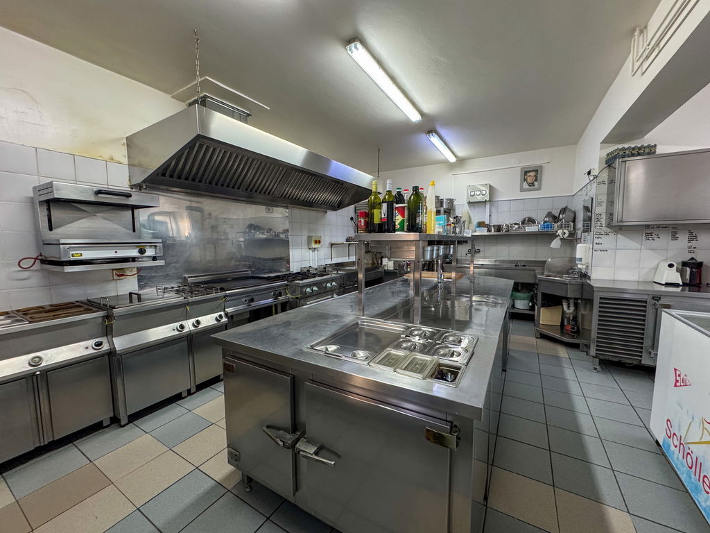 16laycpiv6-4032x30246882674d64805__68f1e95a45ccc