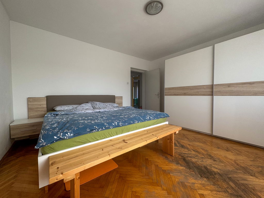 19doevpt9g-4032x302468826751a1fbe__68f1e95c88cc8