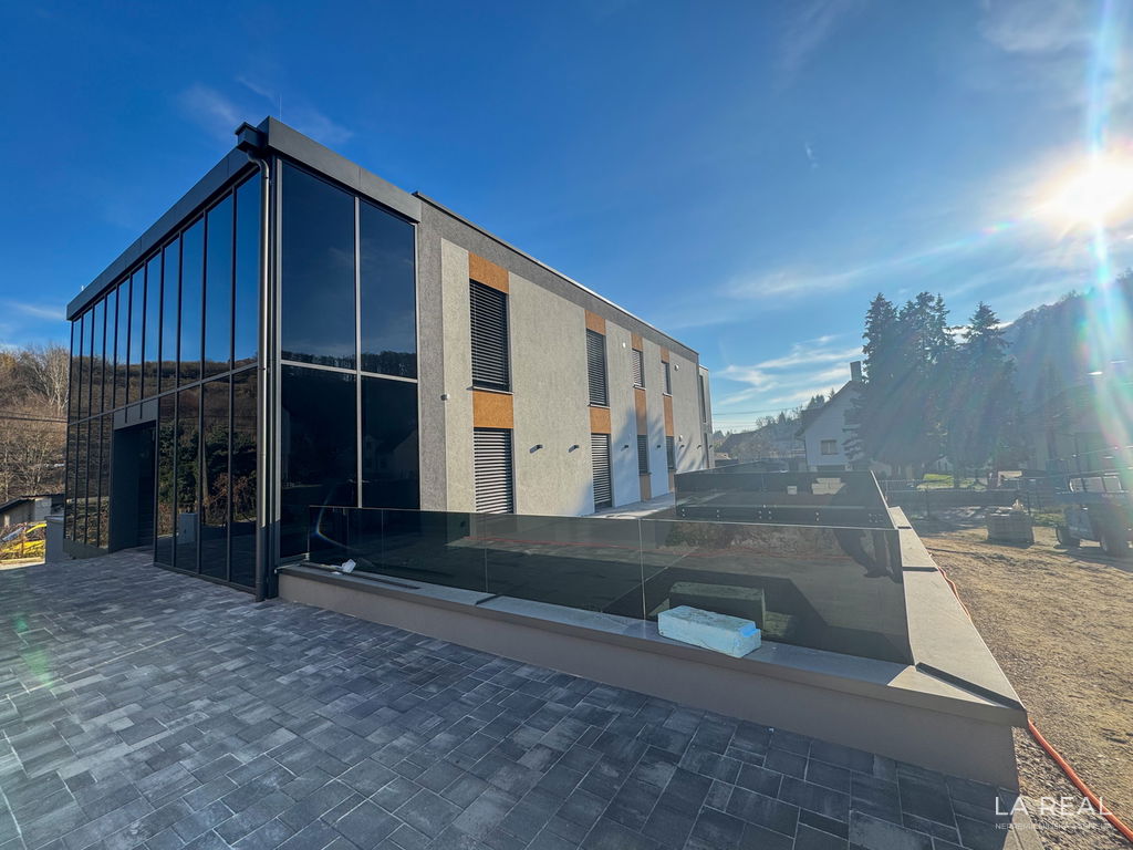 23pnz3mkio-4032x3024__69516eb276f3d