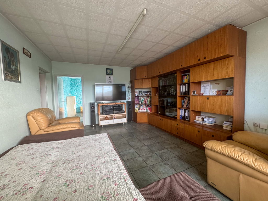 242wbicyn9-4032x302468826759ce586__68f1e9618105d