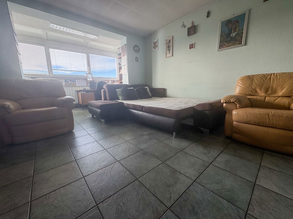 25f0jnilt5-4032x30246882675b94260__68f1e96236ed2