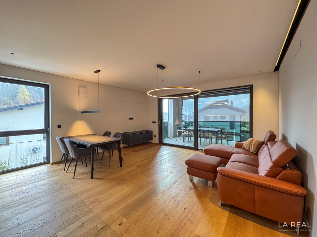 27rccxbfo-4032x3024__69516e9b319df