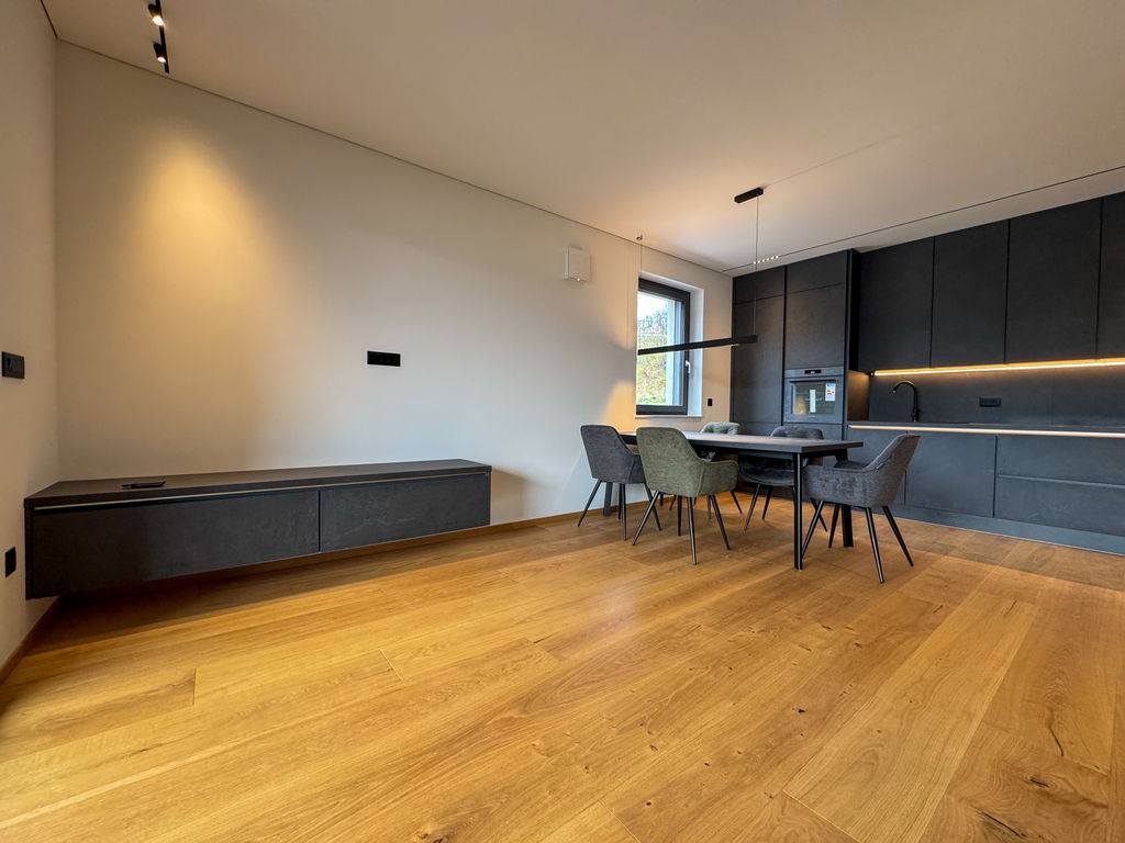 3__Ww1navWO-4032x3024