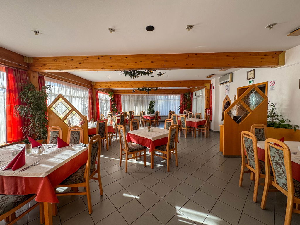 6muyklxto-4032x30246882673a5a61d__68f1e94f3ea6d