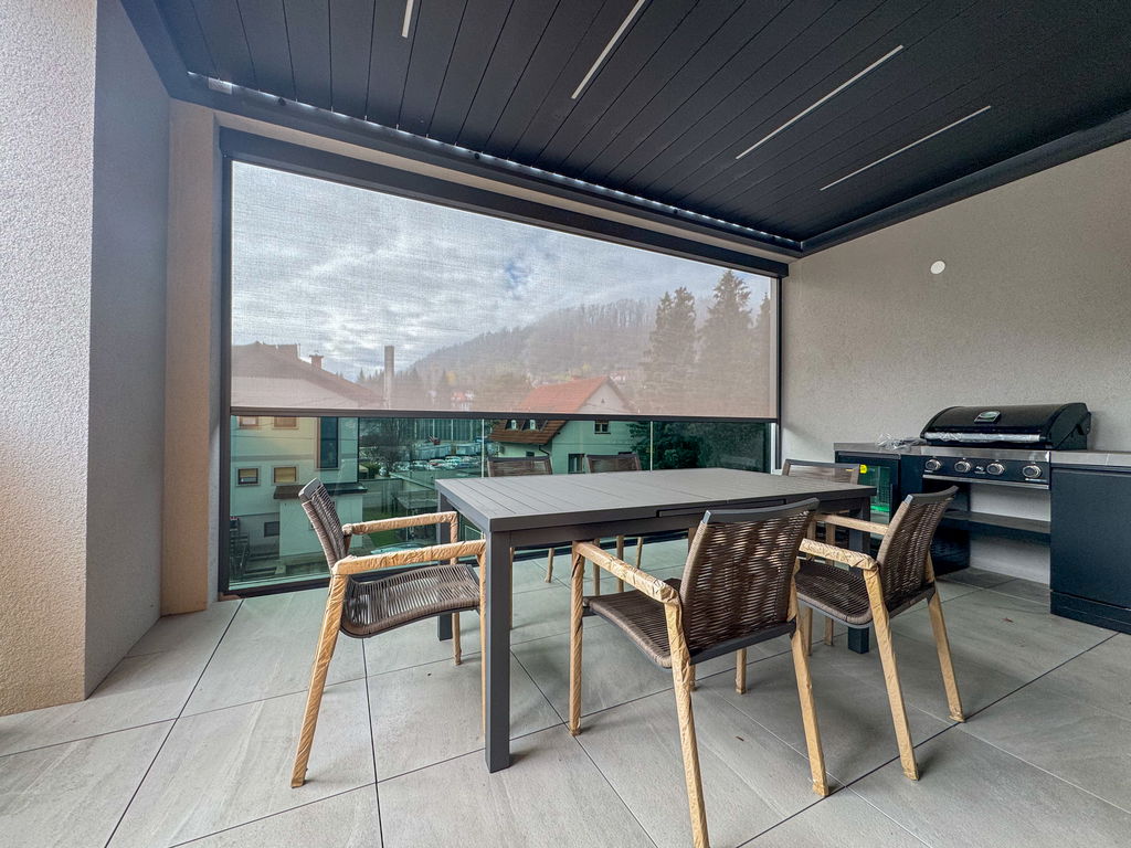 8__8ZMa9dF0-4032x3024